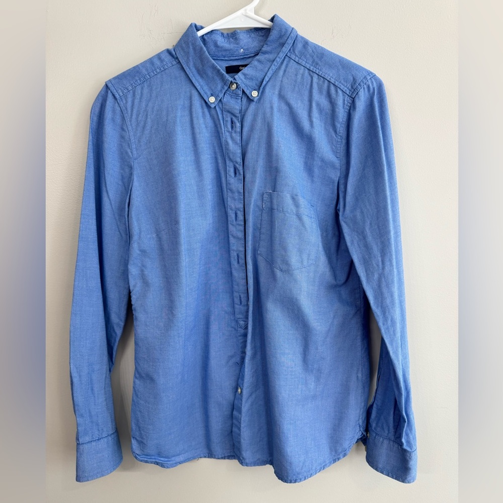 Women’s Small Blue Gap Button Down